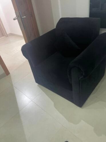 Sofa For Sale in Al AIn