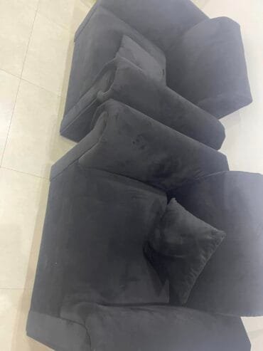 Sofa For Sale in Al AIn